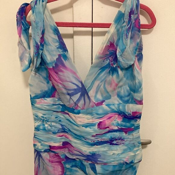 Melinda Eng Floral Printed Sleeveless Dress in Blue/Purple. Sample Size Small. - Picture 2 of 6